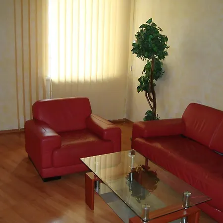 Daily Rent *